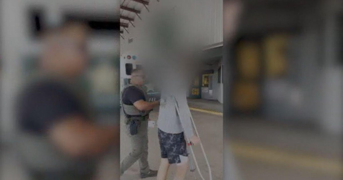 Florida teen arrested for allegedly faking his own kidnapping, shooting himself in the leg to keep up hoax