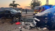 Al menos un muerto y 4 heridos en un accidente entre una moto y dos turismos