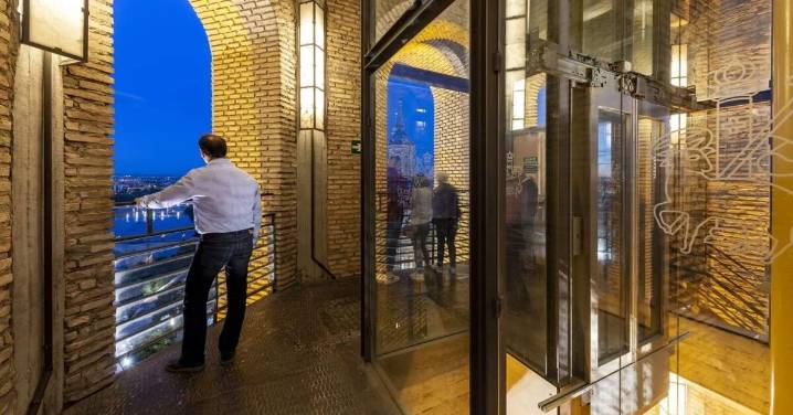 La experiencia que muchos zaragozanos no conocen: cómo ver la ciudad desde 80 metros de altura