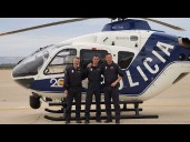 Patrullar Zaragoza desde el cielo: así trabaja el helicóptero de la Unidad Aérea de la Policía