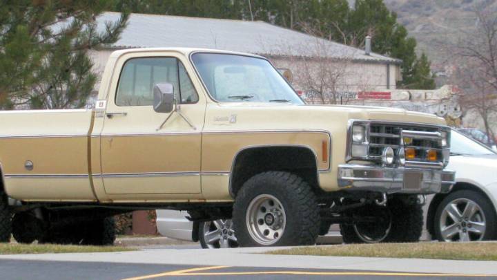 Mennonite Man Can't Decide Between Shitty Old Truck and Obnoxious Honda Civic