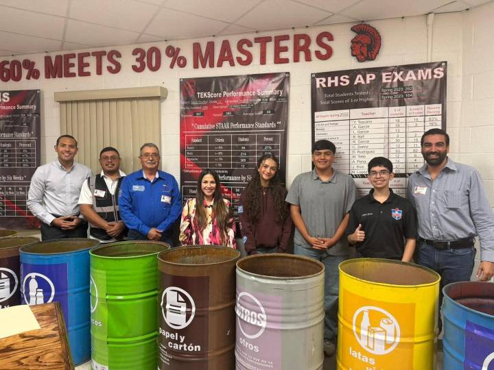 EMPIEZAN A REALIZAR EN LA HIGH SCHOOL DE ROMA EL PROYECTO DE EDUCACIÓN AMBIENTAL Y MANEJO DE RESIDUOS SÓLIDOS URBANOS CREADO E IMPULSADO EN MIGUEL ALEMÁN