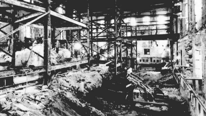 Timeline: Trump's ballroom compared to past White House renovations : NPR
