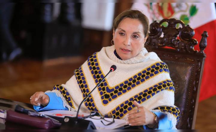 Dina Boluarte se mete a la campaña y vulnera neutralidad electoral: pide no votar por "negacionistas"