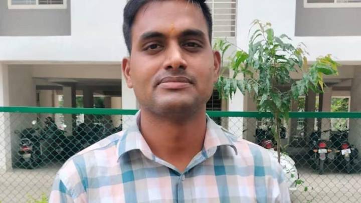 Success Story: Giriraj Parihar Secured Rank 8 In MPPSC Exam While Working As A Constable