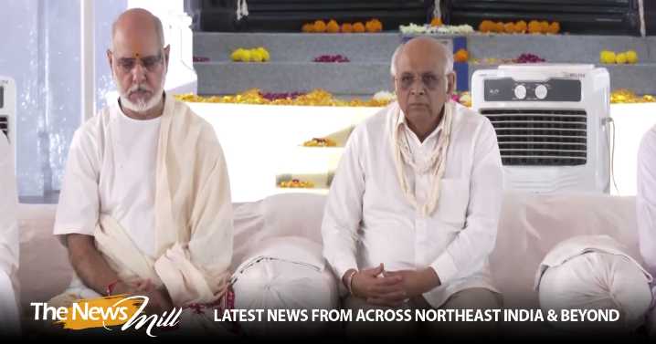 Gujarat Chief Minister Bhupendra Patel offers floral tributes to Mahatma Gandhi in  Kirti Mandir in Porbandar.