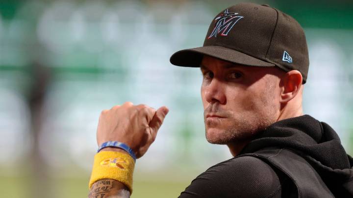 Rangers focusing manager search on Skip Schumaker