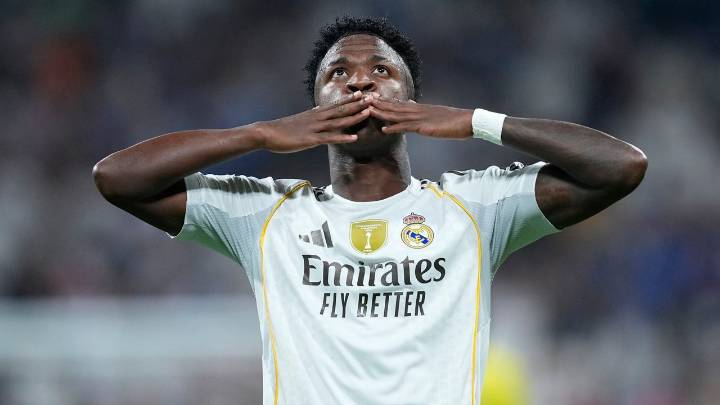 El Real Madrid recupera la cabeza con un triunfo polémico ante el Villarreal (3