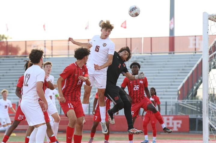 Soccer: Jacob Jumes helps Lincoln-Way Central beat H