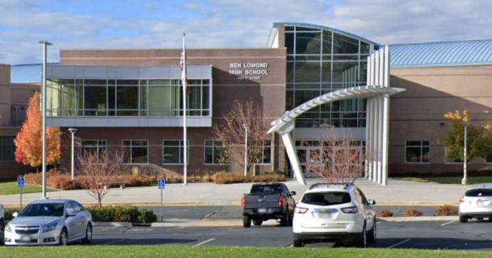 Ogden police responding to bomb threat at high school