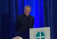 U.S. Army to reexamine canceled chapel contracts