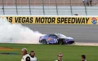Denny Hamlin charges to emotional 60th Cup win at Las Vegas, secures spot in NASCAR finale