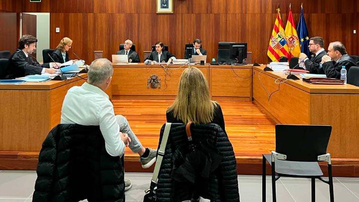 La Audiencia de Zaragoza examina si dos hermanas pueden acusar a su cuñado por desvío de fondos en el negocio familiar