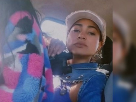 Polémica por video de Camila Recabarren manejando con su hija al volante: “censurable”