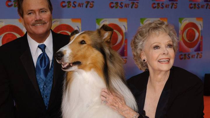 June Lockhart, beloved mother figure from 'Lassie' and 'Lost In Space,' dies at 100
