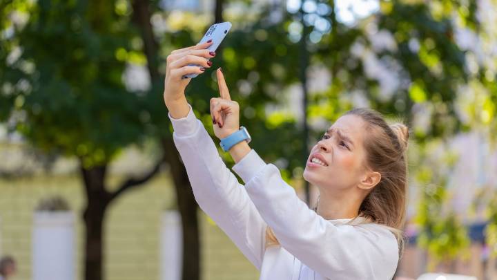 Si la señal de su celular es pésima en cualquier lugar, haga esto de inmediato para mejorar su cobertura al instante