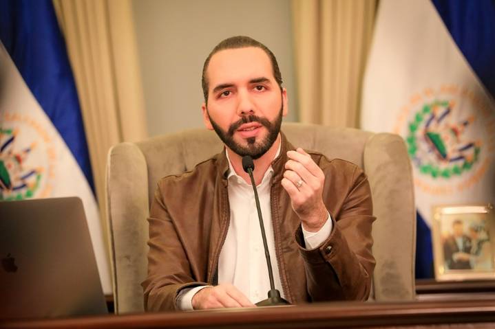 Amnistía denuncia que el Gobierno de Bukele utiliza el estado de excepción para acallar a los críticos