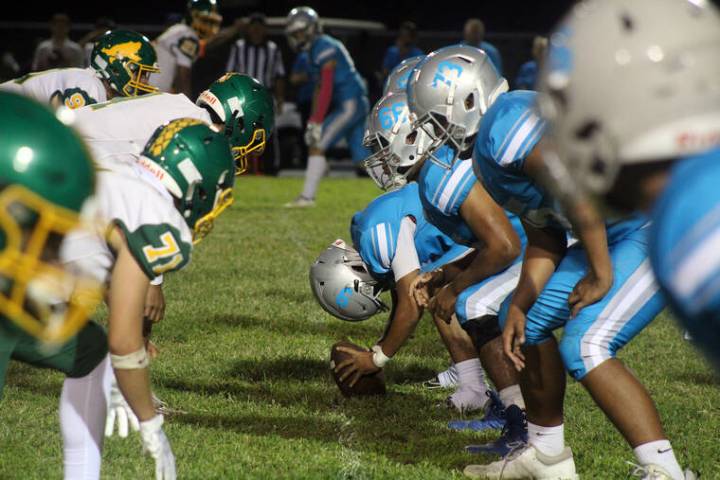 BIIF Football Roundup: Honoka’a Dragons get the best of the Kealakehe Waveriders