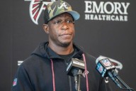 Raheem Morris Gets Trade Update on Kirk Cousins After Falcons Announce QB News Coach Raheem Morris' QB, Kirk Cousins, is reportedly in trade rumors after their loss to the Miami Dolphins in Week 8 thi
