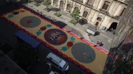 Tapetes de Huamantla llegan al zócalo de la Ciudad de México para este Día de Muertos