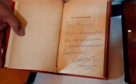 El ejemplar de Cien años de soledad que Vargas Llosa calificó con 20 ya es Patrimonio Cultural del Perú