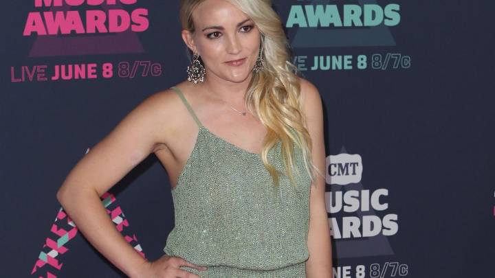 Jamie Lynn Spears 'unfollows Kevin Federline' over alleged texts shared in new memoir