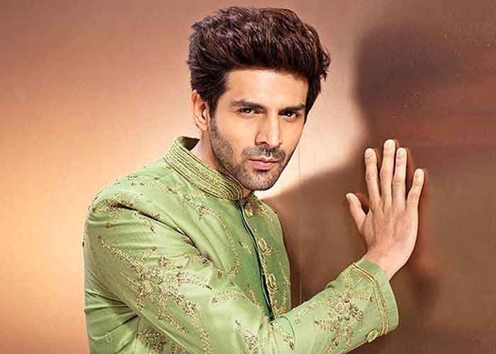 Abhishek Bachchan calls Kartik Aaryan the “future of Bollywood”; latter responds by calling Abhishek his “inspiration”