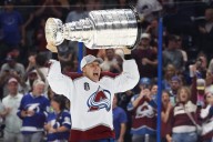Erik Johnson, NHL veteran of 17 seasons, retires