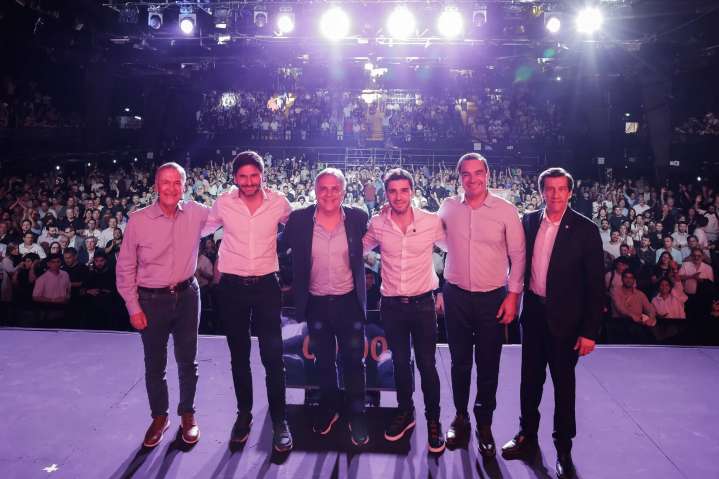 En una presentación de candidatos en CABA, Provincias Unidas abogó por un “plan productivo federal”