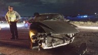 Joven conductor pierde el control de Mustang y se impacta contra muro de contención en carretera Aldama