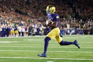 Deadspin | Jeremiyah Love's career day helps No. 13 Notre Dame run past No. 20 USC