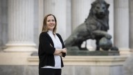 Ana I. Gracia, la turolense taquígrafa del Congreso: "Allí ya no se respeta nada"