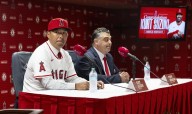 Kurt Suzuki, Angels both at a disadvantage with the new manager’s 1