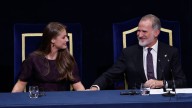 Felipe VI cede el protagonismo a Leonor en los Premios Princesa de Asturias: "Me corresponde ir cediéndole ya este espacio"