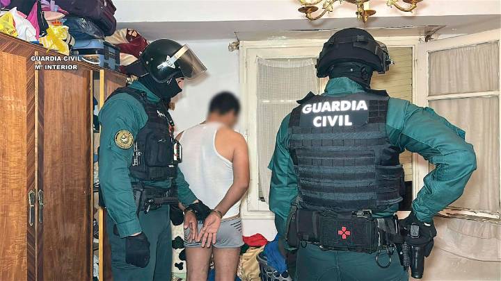 Siete detenidos por explotar a 45 trabajadores en situación irregular de su misma nacionalidad en fincas de La Rioja