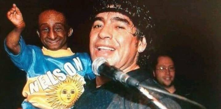 A 19 años de la muerte de Nelson de la Rosa, el día que Maradona lo revoleó por los aires y después lo invitó a una fiesta
