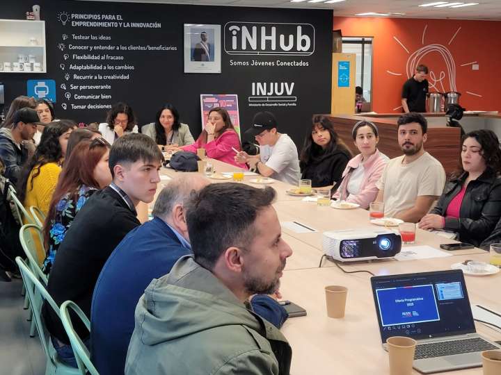 INJUV Maule impulsa ciclo de mentorías junto AIEP para la formalización y desarrollo de emprendimientos