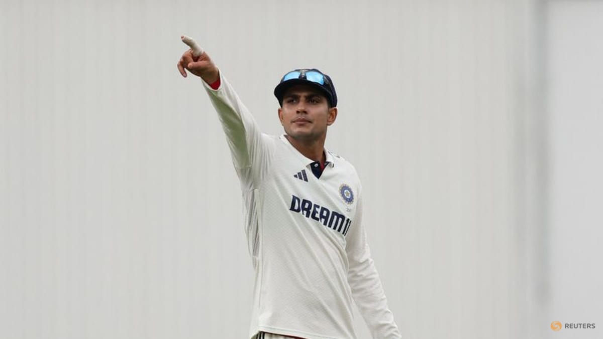 Unchanged India elect to bat vs West Indies