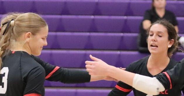 Oldham's mantra sounds so simple, yet effective for Hartsville girls volleyball