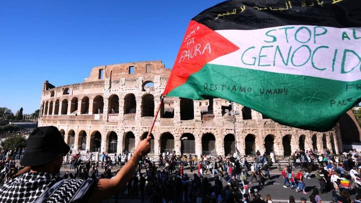 Protestan y marchan en Roma, Barcelona y Madrid contra la campaña militar de Israel en Gaza