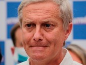 Candidato de la ultraderecha chilena amenaza con millonarios recortes