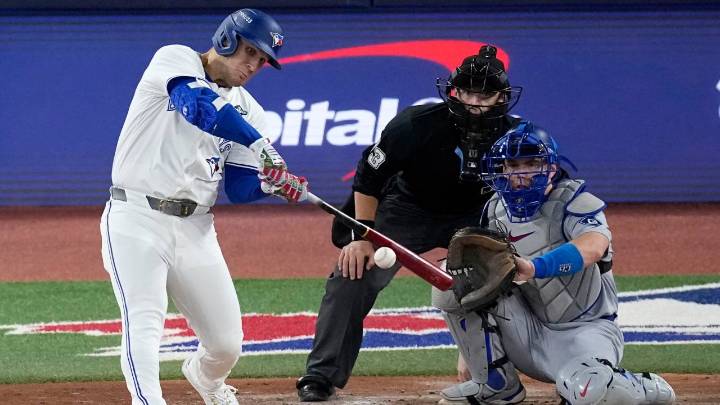 Blue Jays’ Varsho hits first left-handed home run off Snell this year