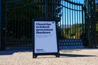 News Wrap: Congress appears no closer to ending government shutdown