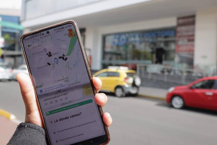 SMT declara “piratas” a plataformas de transporte ilegal que no sean Didi o Uber en Puebla