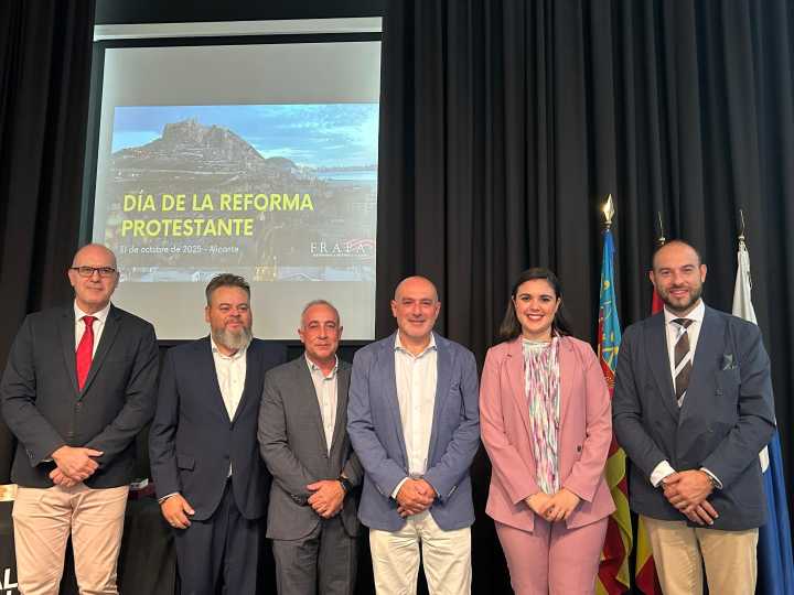 Alicante respalda la celebración del Día de la Reforma y tiende la mano a la Iglesia Evangélica