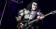 Gene Simmons hospitalizado de emergencia tras accidente automovilístico