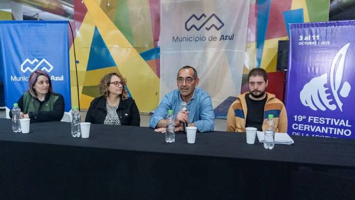 DESDE AYER . 19°FCA: se desarrolla el 1° Congreso de Identidad