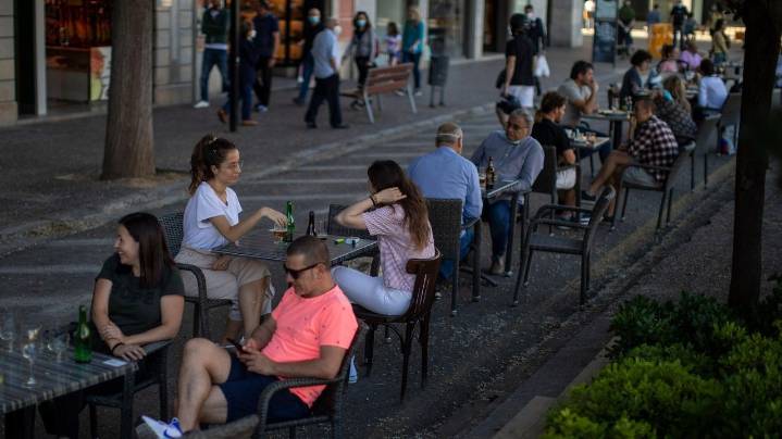 This seat taken? Thieves busted for stealing over 1,000 restaurant chairs in Spain