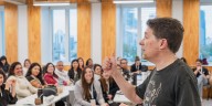 “Lo que empieza en el aula no termina ahí”: un encuentro para transformar la escuela y la comunidad