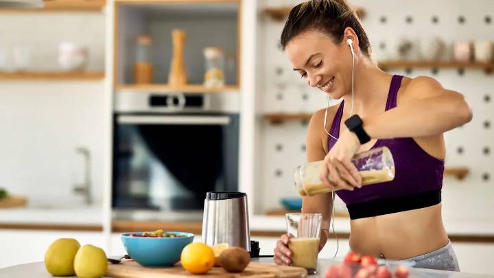 ¿Qué comer antes y después de hacer ejercicio, según los expertos?